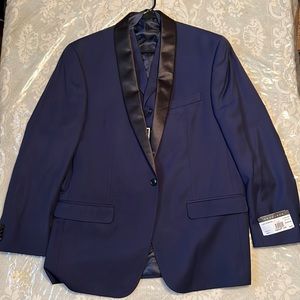 Sean John three piece suit, Navy, 40S, 34W